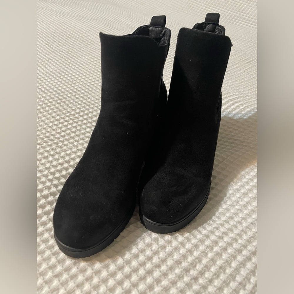 Dream Pairs Black Heeled Ankle Boots - Picture 8 of 8